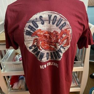Men’s Stellar Brand “ Who’s Your Craw Daddy”. Short Sleeve Tee Shirt. XL